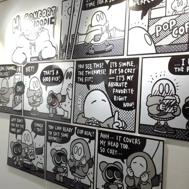 POPUP STORE in SHIBUYA “POPCORN”
明日から3日間よろしくお願い致します！私も毎日16時頃まで在廊予定です👻

新しく描いているコミックをでっかいパネルにして壁に貼っていただきました！嬉しい〜

新アパレルやグッズもたくさんご用意しています。
おばけちゃんアカウントもご確認の上ぜひご来店ください！👻
@nanashi_no_obake

【イベント情報】
自主開催POPUP STORE in SHIBUYA “POPCORN”

・開催場所
リアムギャラリー
@iloveliamgallery
📍東京都渋谷区神泉町3-4 ウェルズ渋谷101

・開催期間
11月7日(金)～11月9日(日) 12:00 - 20:00
（開店時間が変更になりました！ご注意ください🙇‍♀️）

〰️〰️〰️

ななしのおばけちゃんPOPUP STORE in スータンホビー

・開催店舗
📍SOOTANG HOBBY OMOTESANDO（スータンホビー表参道）
@sootanghobby_official
住所：東京都渋谷区神宮前4丁目26−23

📍SOOTANG HOBBY AKIHABARA（スータンホビー秋葉原）
@sootanghobby_akihabara
住所：東京都千代田区外神田3丁目14−9 田中恒産ビル 2F

会期：10月25日(土) ～ 11月16日(日)11:00 〜 20:00
※両店舗同時刻

#ソフビ #スータンホビー #sootanghobby
#vinyltoys #softvinyl #arttoys
#ななしのおばけちゃん