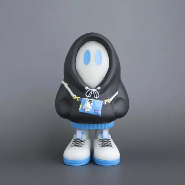 フードかぶりおばけちゃんのソフビ[蓄光/Black]

こちらは11/7〜11/9開催の自主開催POPUPで初登場です🌠

おばけちゃんアカウントもご確認の上ぜひご来店ください！👻
@nanashi_no_obake

【イベント情報】
自主開催POPUP STORE in SHIBUYA “POPCORN”

・開催場所
リアムギャラリー
@iloveliamgallery
📍東京都渋谷区神泉町3-4 ウェルズ渋谷101

・開催期間
11月7日(金)～11月9日(日) 12:00 - 20:00
（開店時間が変更になりました！ご注意ください🙇‍♀️）

〰️〰️〰️

ななしのおばけちゃんPOPUP STORE in スータンホビー

・開催店舗
📍SOOTANG HOBBY OMOTESANDO（スータンホビー表参道）
@sootanghobby_official
住所：東京都渋谷区神宮前4丁目26−23

📍SOOTANG HOBBY AKIHABARA（スータンホビー秋葉原）
@sootanghobby_akihabara
住所：東京都千代田区外神田3丁目14−9 田中恒産ビル 2F

会期：10月25日(土) ～ 11月16日(日)11:00 〜 20:00
※両店舗同時刻

#ソフビ #スータンホビー #sootanghobby
#vinyltoys #softvinyl #arttoys
#ななしのおばけちゃん